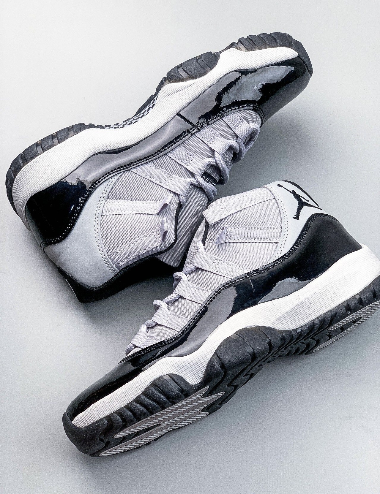 Jordan 11s